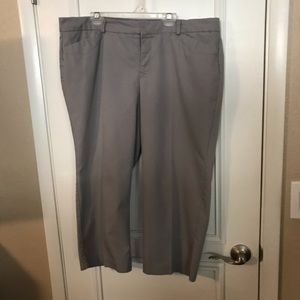 Dress capri pants